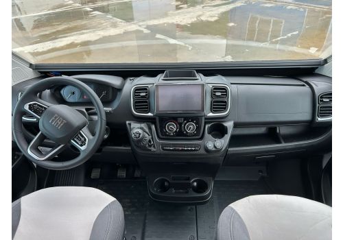 Camper Van ROLLER TEAM Livingstone K2 Sport en Sale Occasion