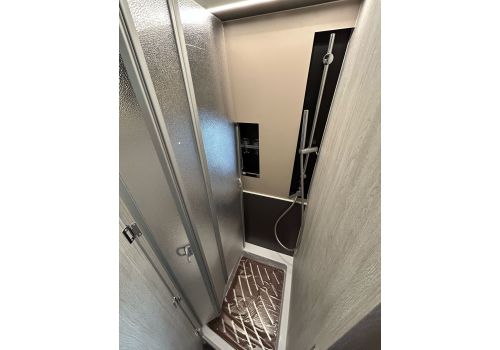 Camper Van ROLLER TEAM Livingstone 2 Advance en Rent
