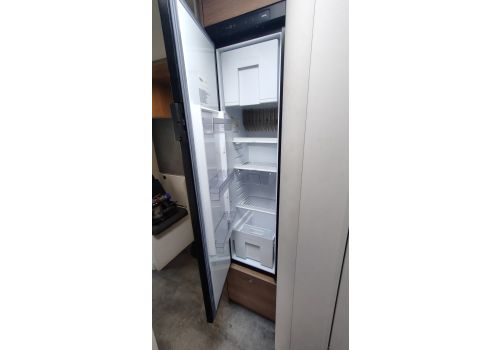 Low Profile Motorhome DETHLEFFS Trend T7057 EB en Sale Occasion