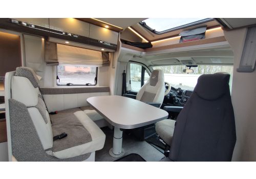 Low Profile Motorhome DETHLEFFS Trend T7057 EB en Sale Occasion