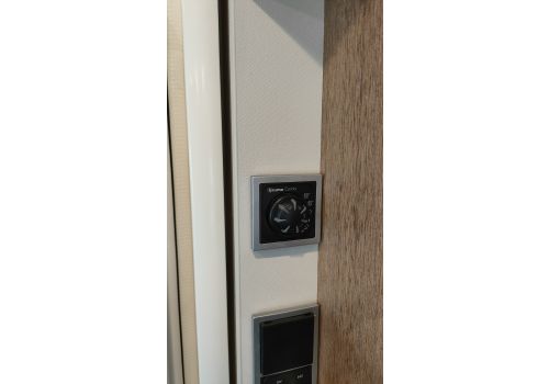 Low Profile Motorhome DETHLEFFS Trend T7057 EB en Sale Occasion