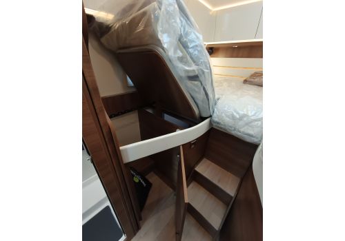 Integral Motorhome RAPIDO I166M en Sale Occasion