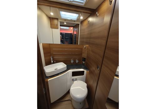 Integral Motorhome RAPIDO I166M en Sale Occasion