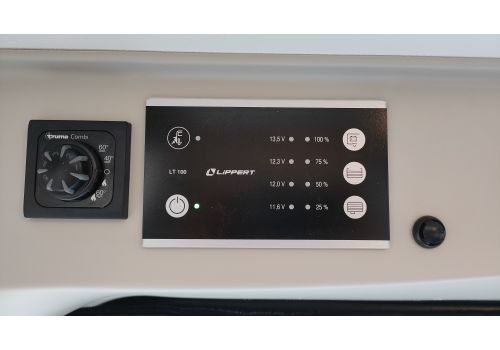 Camper Van SUNLIGHT CLIFF 600 XX en Sale Occasion
