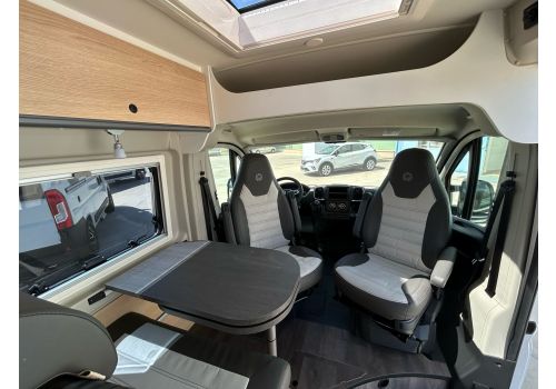 Camper Van SUNLIGHT Cliff 600 en Sale Occasion