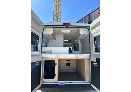 Camper Van SUNLIGHT Cliff 600 en Sale Occasion