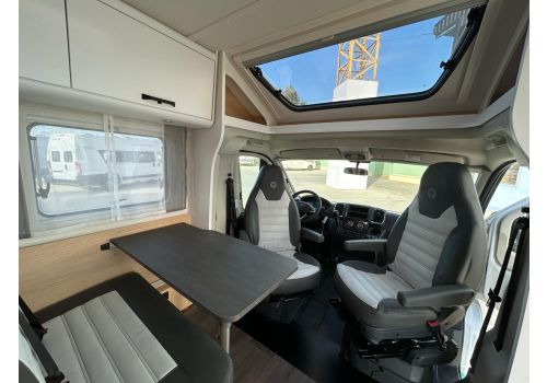 Low Profile Motorhome SUNLIGHT T58 Adventure Edition en Rent