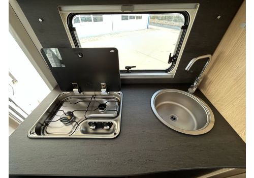 Low Profile Motorhome SUNLIGHT T58 Adventure Edition en Rent