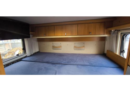 Integral Motorhome HYMER B614CL en Sale Occasion