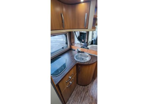 Integral Motorhome HYMER B614CL en Sale Occasion