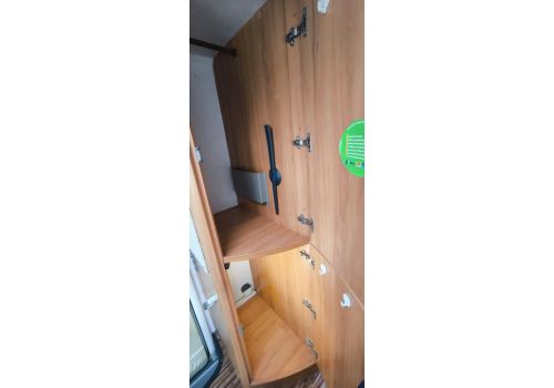 Integral Motorhome HYMER B614CL en Sale Occasion