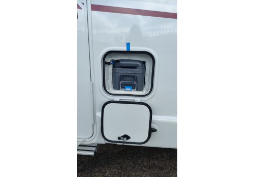 Integral Motorhome RAPIDO 854F en Sale Occasion