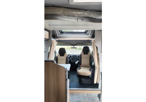Low Profile Motorhome ITINEO PF600 en Catalog