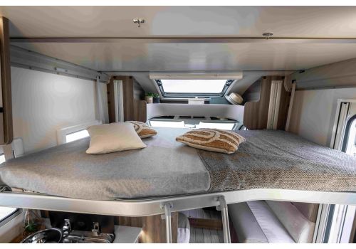 Low Profile Motorhome ROLLER TEAM Kronos Spring Edition 266TL en Sale Occasion