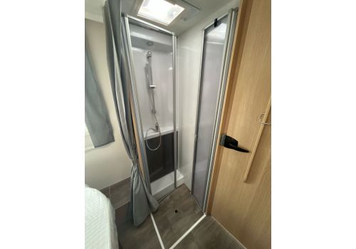 Integral Motorhome SUNLIGHT I 69 L Adventure Edition en Rent