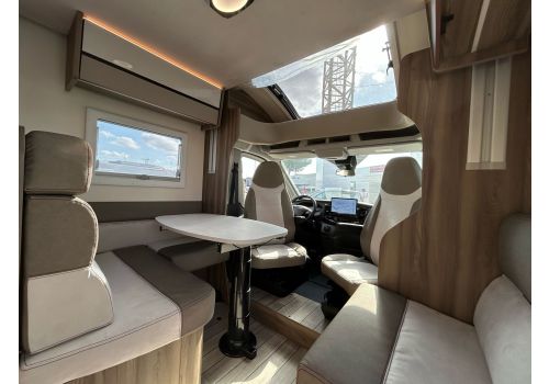 Low Profile Motorhome ROLLER TEAM 284 TL Spring Edition en Catalog