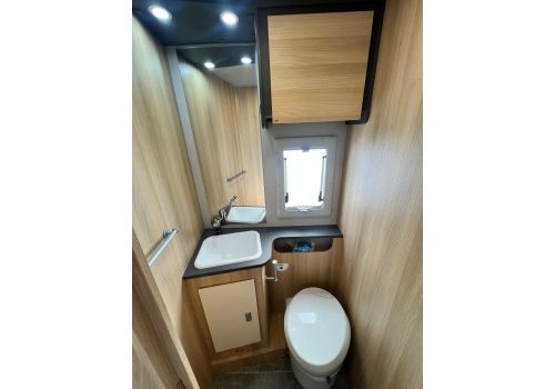 Low Profile Motorhome ITINEO PM740 modelo 2025 en Sale Occasion