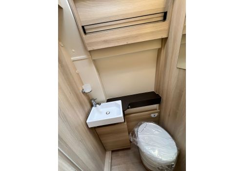 Camper Van DREAMER Living Van Select Modelo 2025 en Sale Occasion