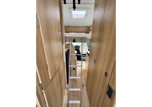 Camper Van DREAMER Living Van Select Modelo 2025 en Sale Occasion