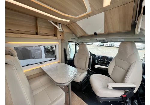 Camper Van DREAMER Living Van Select Modelo 2025 en Sale Occasion
