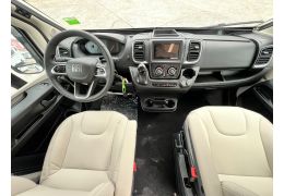 Camper Van DREAMER Living Van Select Modelo 2025 in Catalog