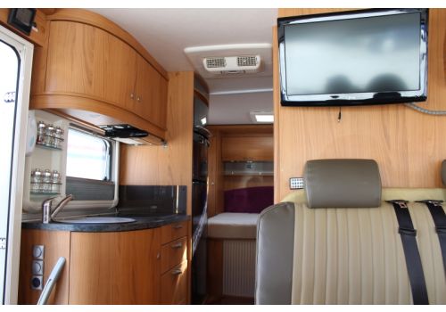 Integral Motorhome BURSTNER Aviano I 725 en Sale Occasion
