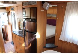 Integral Motorhome BURSTNER Aviano I 725 en Sale Occasion