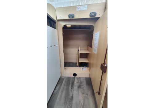 Low Profile Motorhome SUNLIGHT V60 Fiat en Rent