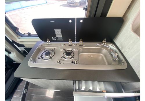 Camper Van ROLLER TEAM Livingstone K2 Sport en Sale Occasion