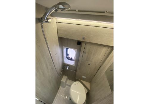 Camper Van ROLLER TEAM Livingstone K2 Sport en Sale Occasion