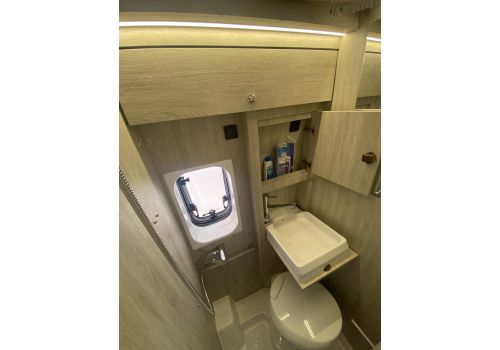 Camper Van ROLLER TEAM Livingstone K2 Sport en Sale Occasion