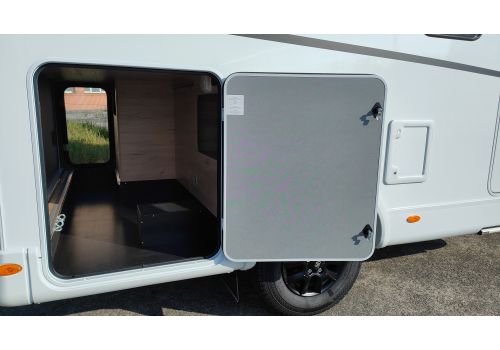 Low Profile Motorhome DETHLEFFS Globebus Camp T1 en Catalog