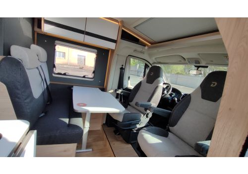 Low Profile Motorhome DETHLEFFS Globebus Camp T1 en Catalog