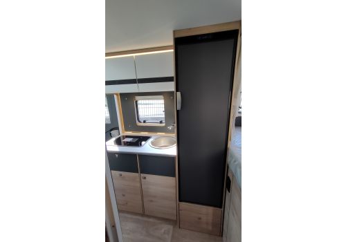 Low Profile Motorhome DETHLEFFS Globebus Camp T1 en Catalog