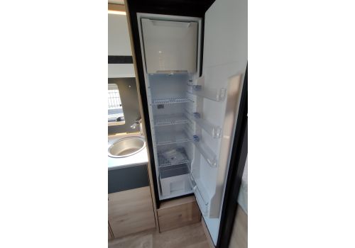 Low Profile Motorhome DETHLEFFS Globebus Camp T1 en Catalog