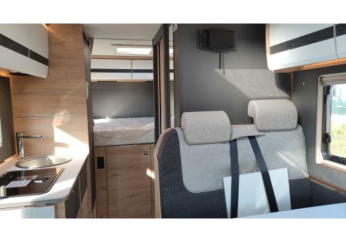 Low Profile Motorhome DETHLEFFS Globebus Camp T1 en Catalog