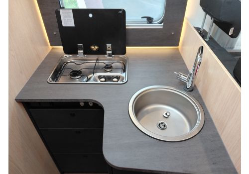 Low Profile Motorhome SUNLIGHT T68 en Rent