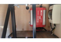 Low Profile Motorhome SUNLIGHT T68 in Rent