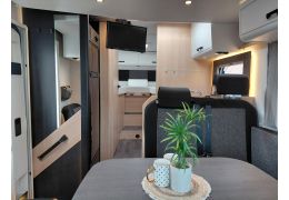 Low Profile Motorhome SUNLIGHT T68 in Rent