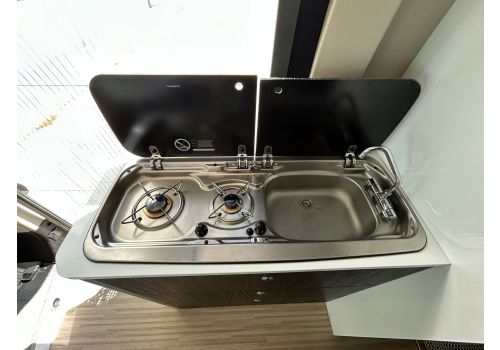 Camper Van BENIMAR Benivan 140 en Sale Occasion