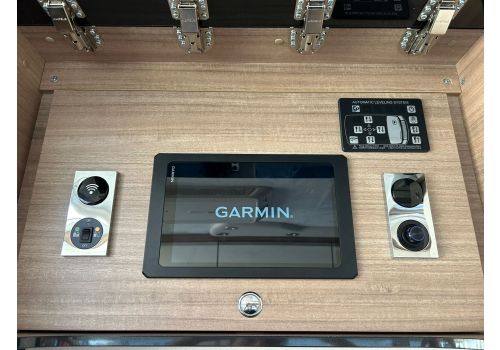 Integral Motorhome CONCORDE Carver 850 LI en Catalog
