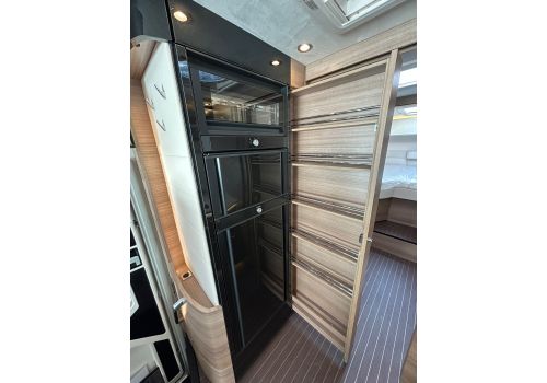 Integral Motorhome CONCORDE Carver 850 LI en Catalog