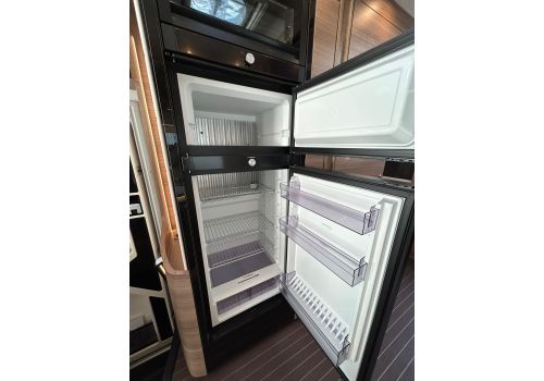 Integral Motorhome CONCORDE Carver 850 LI en Catalog