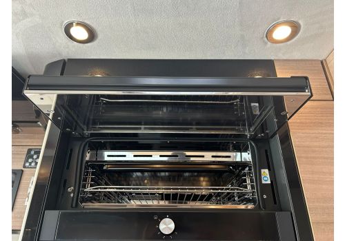 Integral Motorhome CONCORDE Carver 850 LI en Catalog