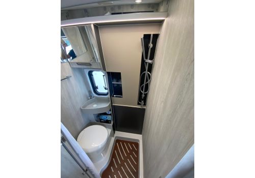 Camper Van ROLLER TEAM Livingstone 2 Advance en Rent