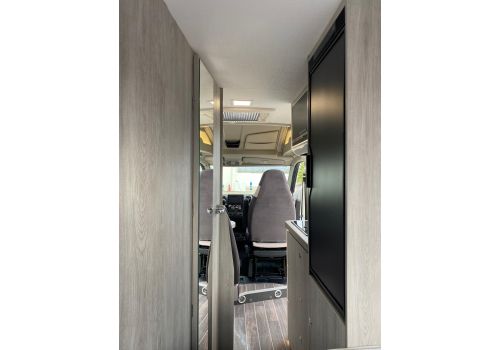 Camper Van ROLLER TEAM Livingstone 2 Advance en Rent