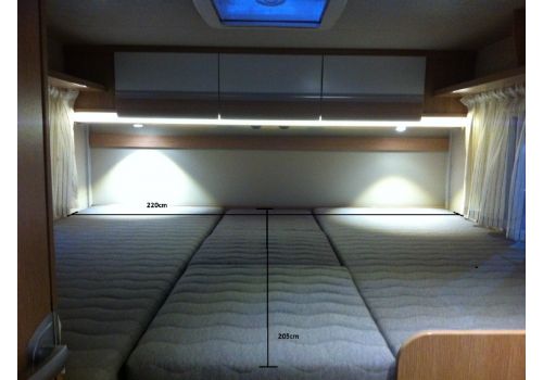 Low Profile Motorhome SUNLIGHT T-68 en Sale Occasion