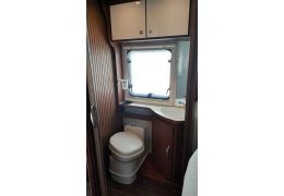 Low Profile Motorhome ELNAGH Baron 581 in Sale Occasion