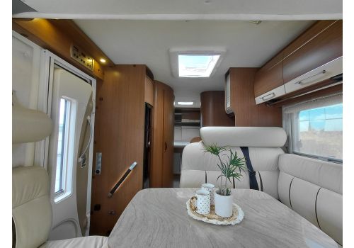 Integral Motorhome BURSTNER Aviano i727 en Sale Occasion