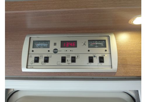 Integral Motorhome BURSTNER Aviano i727 en Sale Occasion